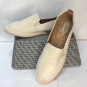 Kork Ease Peyton Womens Size 8.5M Suede Cream Slip On Loafer Flats Casual Shoes